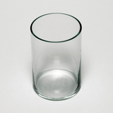 Das Bild zeigt ein transparenter, zylindrischer Glasbehälter mit einem klaren, glatten Rand. Er eignet sich ideal für verschiedene Experimente im Bildungsbereich und lässt sich vielseitig verwenden.