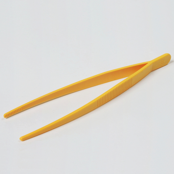 Das Bild zeigt eine gelbe Kunststoffpinzette, die für experimentelle Zwecke im Bildungswesen geeignet ist. Sie ist ergonomisch gestaltet und ideal für den sicheren Umgang mit kleinen Objekten oder Materialien während experimenteller Tätigkeiten.