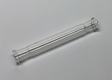 Auf dem Bild ist ein transparentes Glasrohr zu sehen, das an beiden Enden geöffnet ist. Es eignet sich für chemische Experimente und als Teil von Laborgeräten im Bildungsbereich.